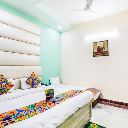 Fabhotel Plus Maniram Palace Агра Экстерьер фото