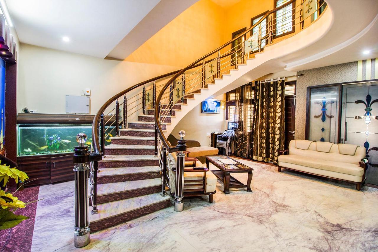 Fabhotel Plus Maniram Palace Агра Экстерьер фото