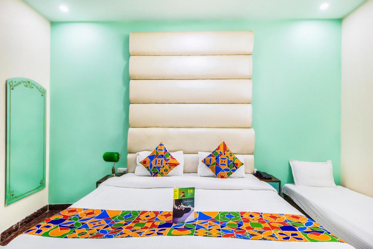 Fabhotel Plus Maniram Palace Агра Экстерьер фото