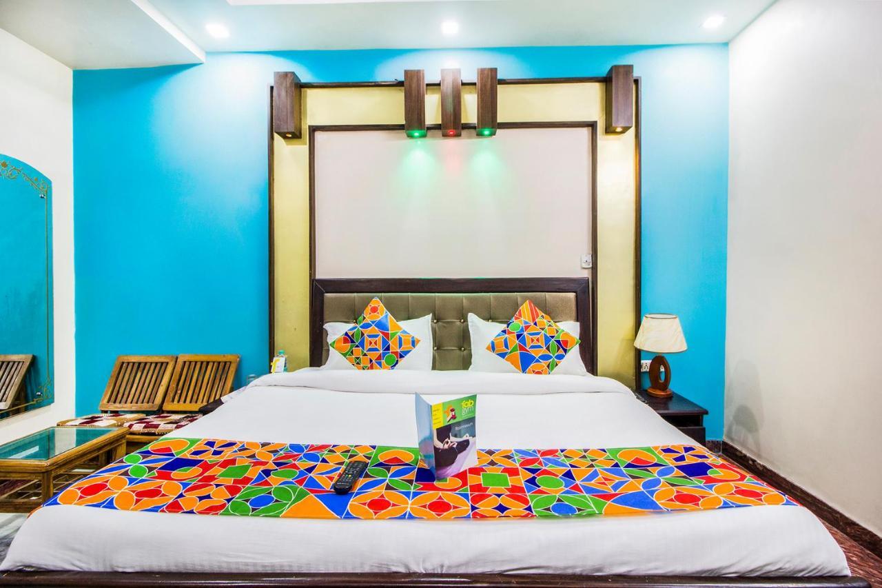 Fabhotel Plus Maniram Palace Агра Экстерьер фото