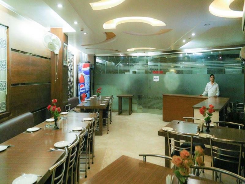 Fabhotel Plus Maniram Palace Агра Экстерьер фото